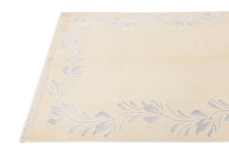 Detail image of 5' 5 x 6' 5 Hand Knotted Darya Rug
