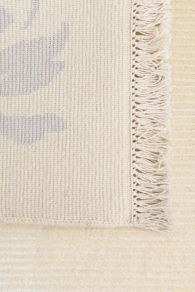 5' 5 x 6' 5 Hand Knotted Darya Rug