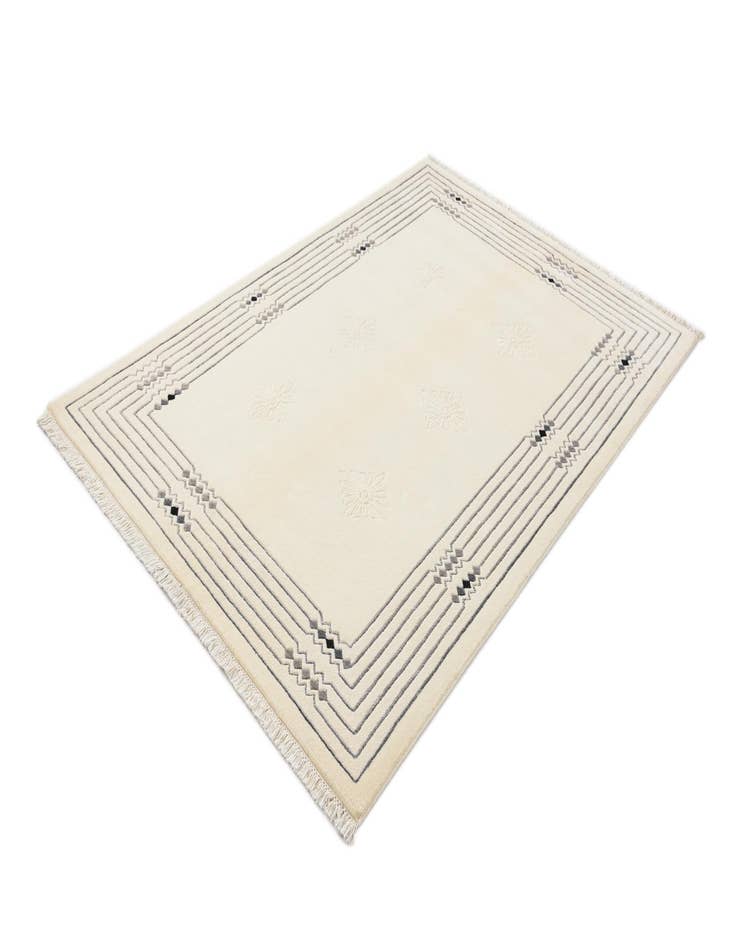 Detail image of 4' 6 x 6' 8  Hand Knotted Darya Wool Rug