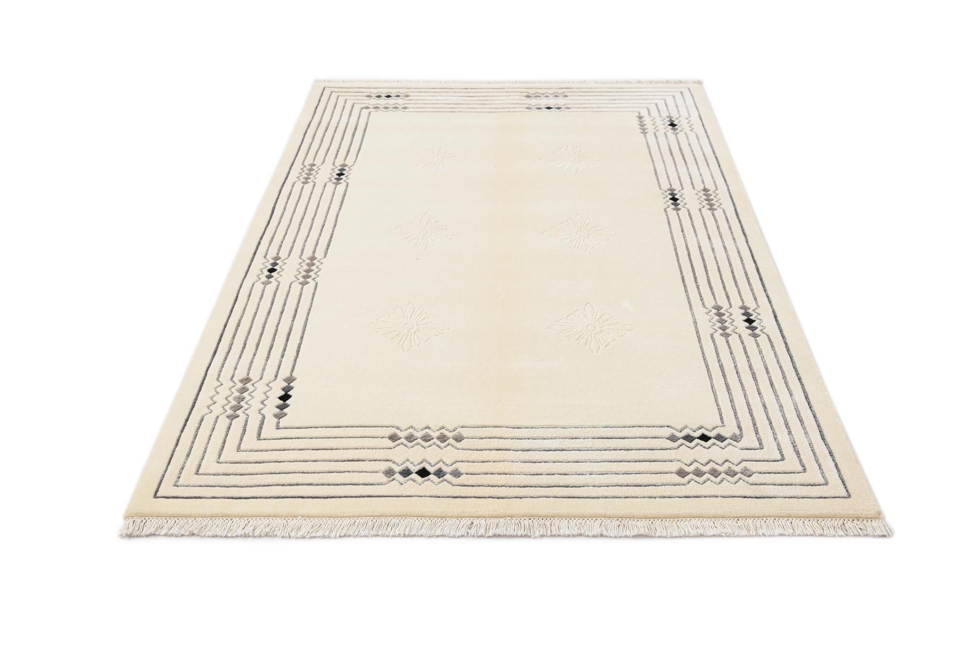4' 6 x 6' 8 Hand Knotted Darya Wool Rug