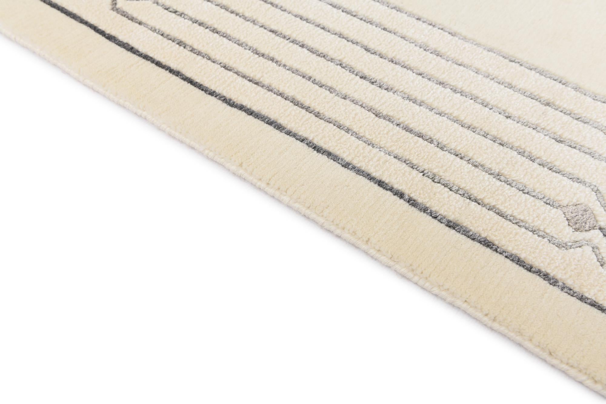 4' 6 x 6' 8 Hand Knotted Darya Wool Rug