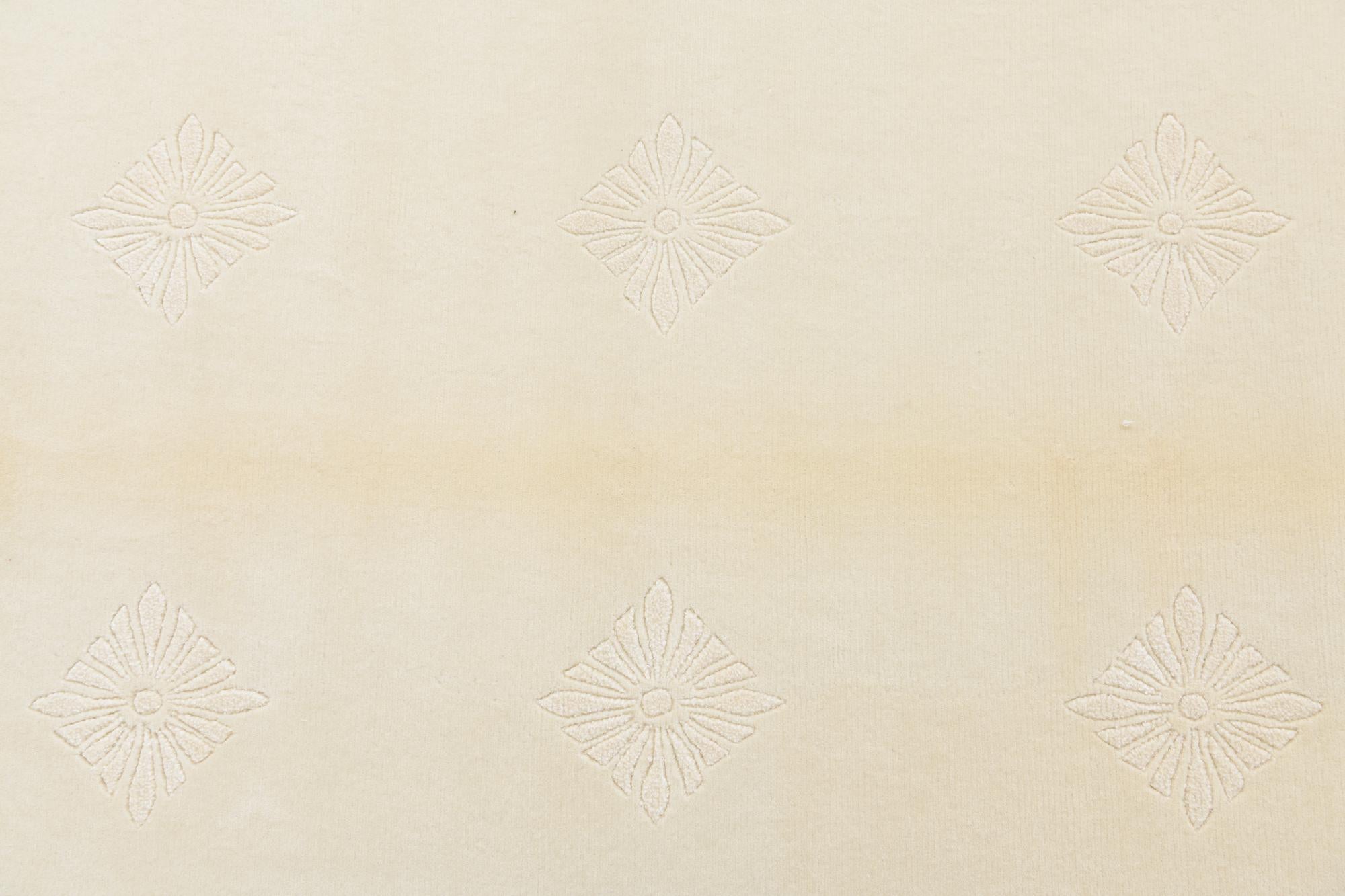 4' 6 x 6' 8 Hand Knotted Darya Wool Rug