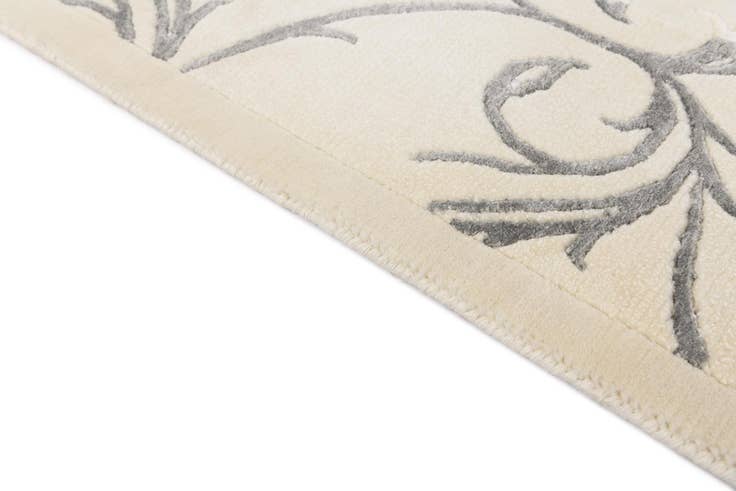 Detail image of 4' 11 x 6' 9 Hand Knotted Darya Wool Rug