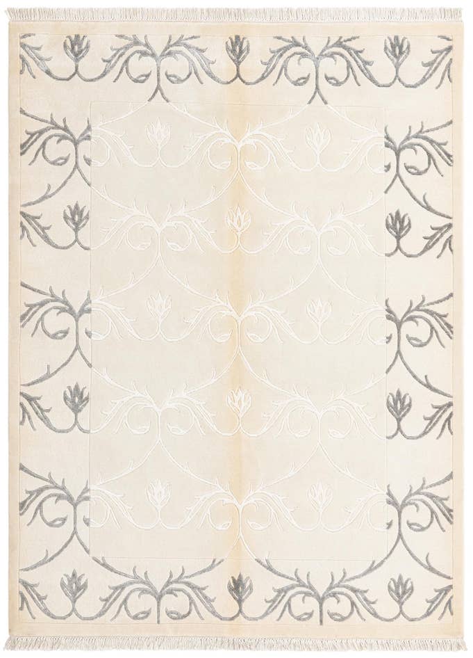 Detail image of 4' 11 x 6' 9 Hand Knotted Darya Wool Rug
