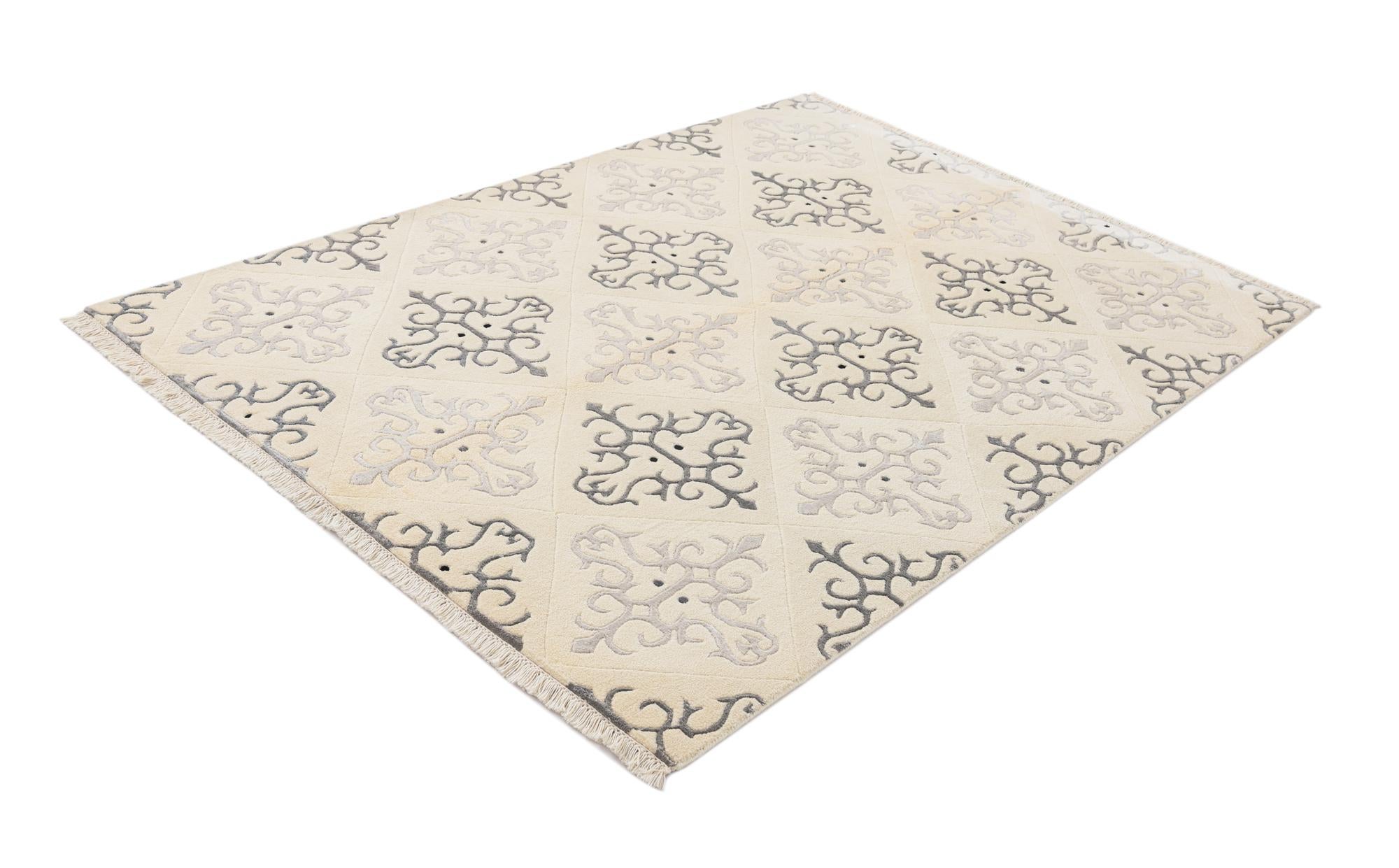 4' 7 x 6' 7 Hand Knotted Darya Wool Rug