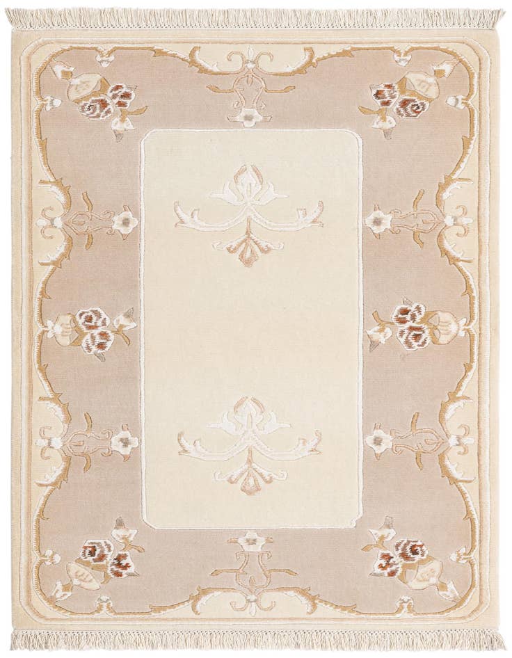 Detail image of 3' x 4' 11 Hand Knotted Darya Wool Rug
