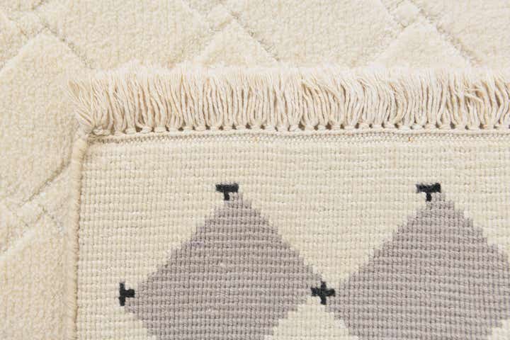 2' 11 x 5' 1 Hand Knotted Darya Wool Rug