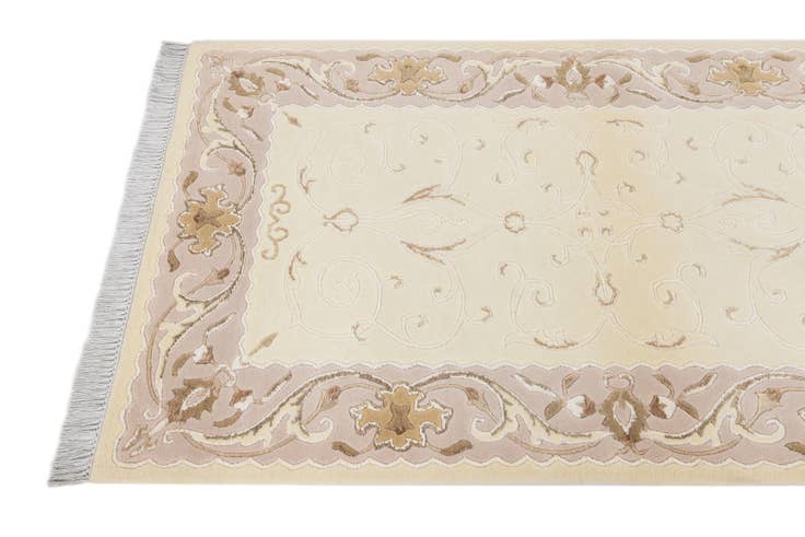 Detail image of 3' 1 x 4' 11 Hand Knotted Darya Wool Rug