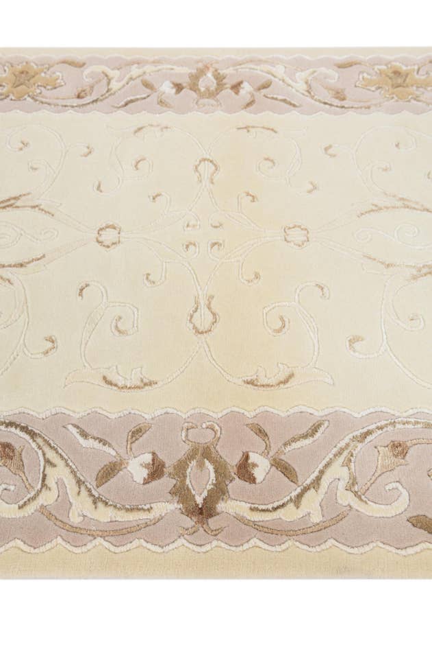 Detail image of 3' 1 x 4' 11 Hand Knotted Darya Wool Rug