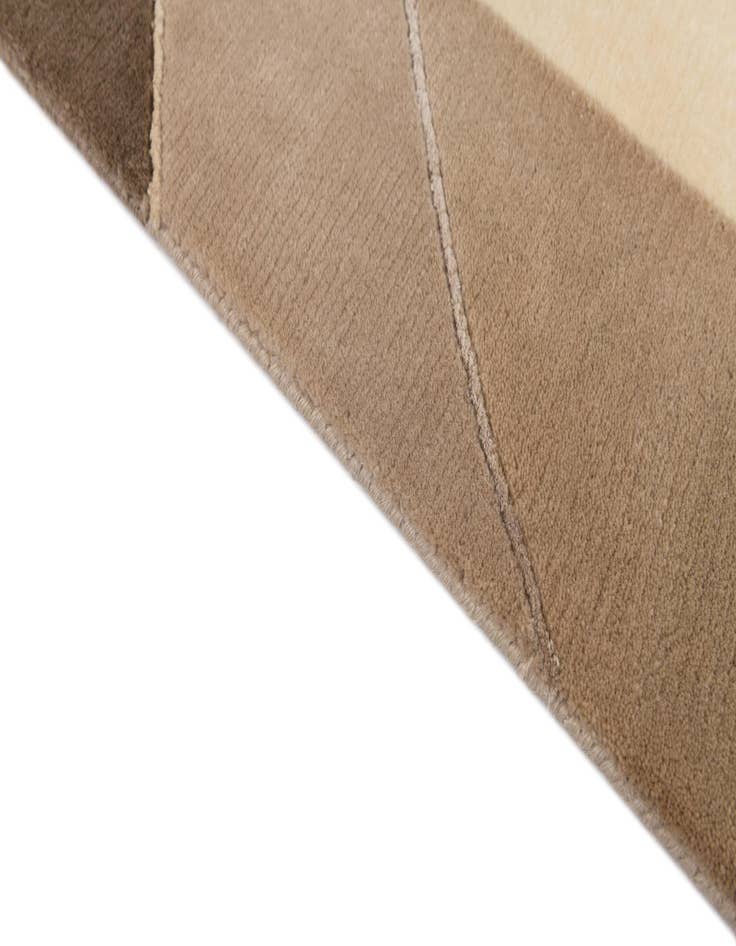 Detail image of 3' x 5' 1  Hand Knotted Darya Wool Rug