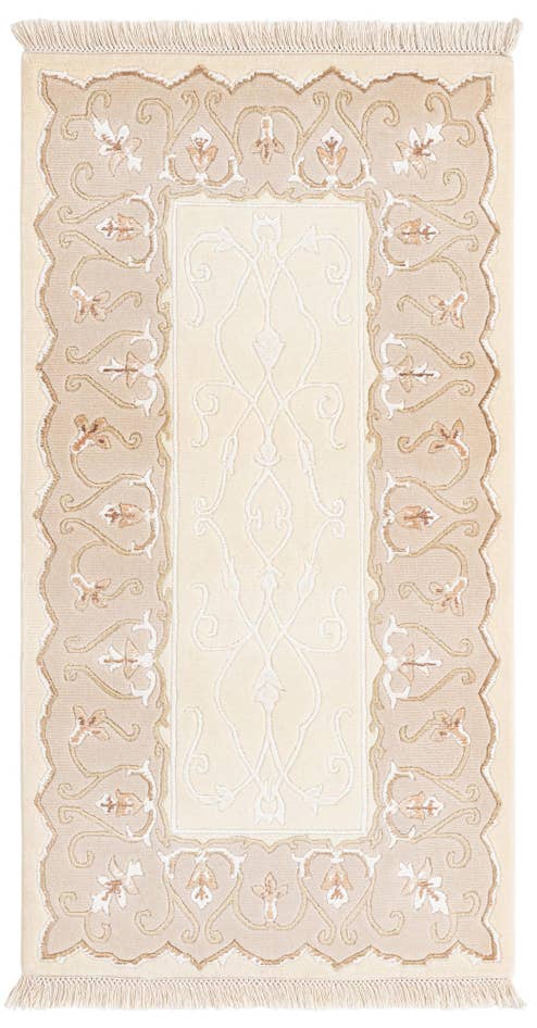 Detail image of 2' 8 x 5' Hand Knotted Darya Wool Rug