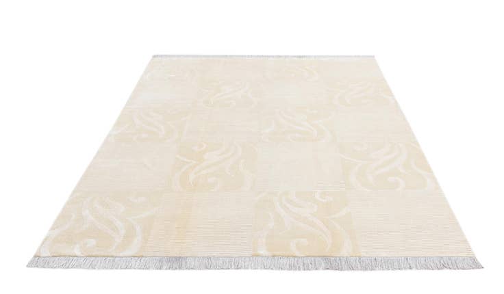 Detail image of 5' 10 x 7' 10 Hand Knotted Darya Wool Rug