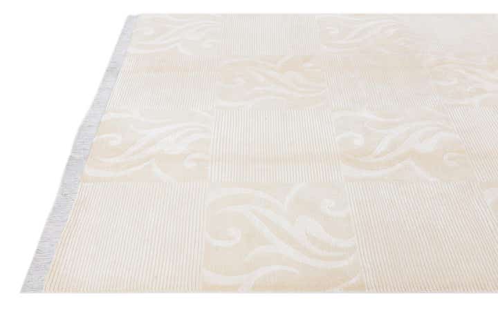 5' 10 x 7' 10 Hand Knotted Darya Wool Rug