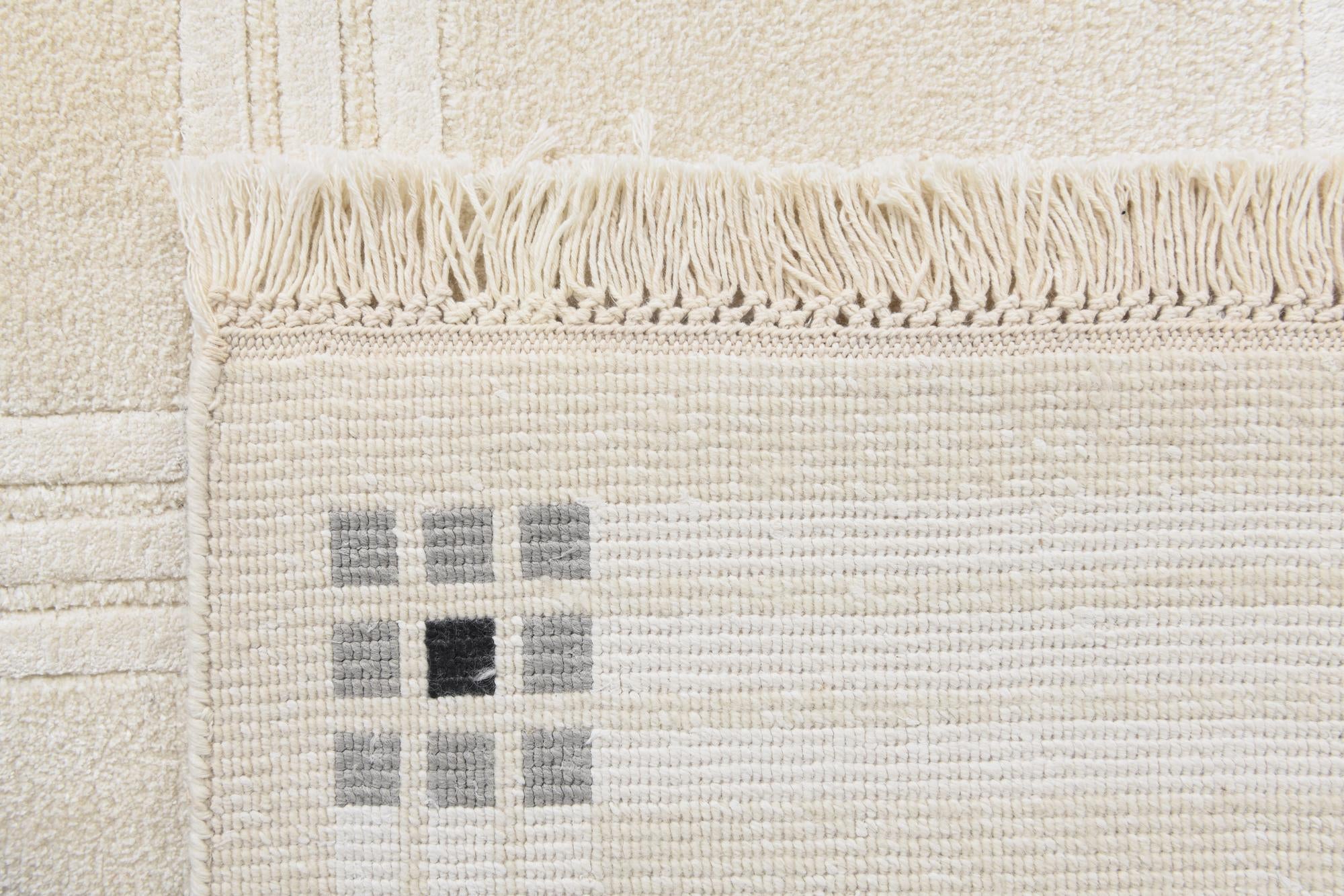 5' 8 x 7' 9 Hand Knotted Darya Wool Rug