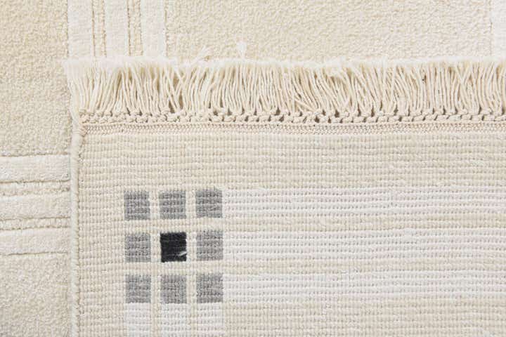 5' 8 x 7' 9 Hand Knotted Darya Wool Rug