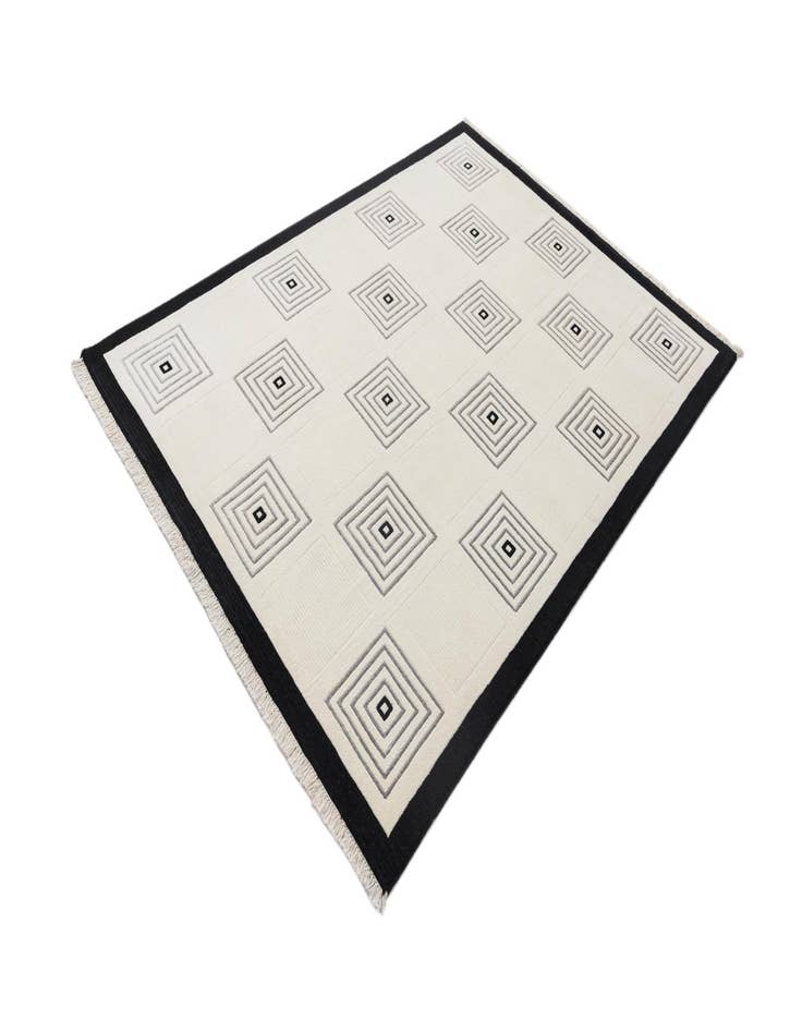 Detail image of 5' 8 x 7' 10  Hand Knotted Darya Wool Rug