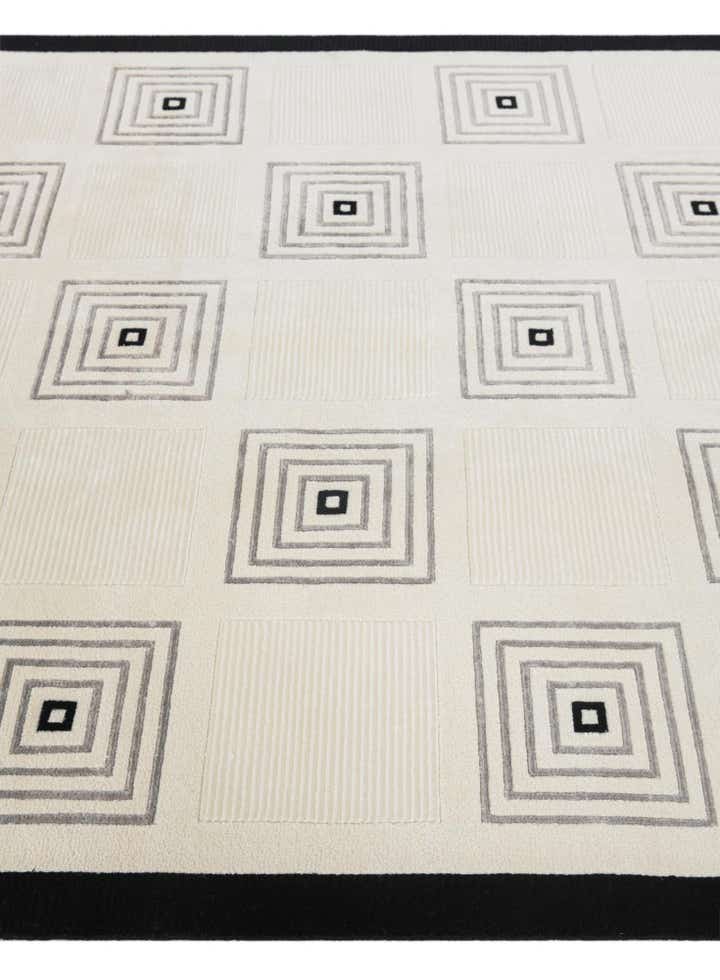 5' 8 x 7' 10 Hand Knotted Darya Wool Rug