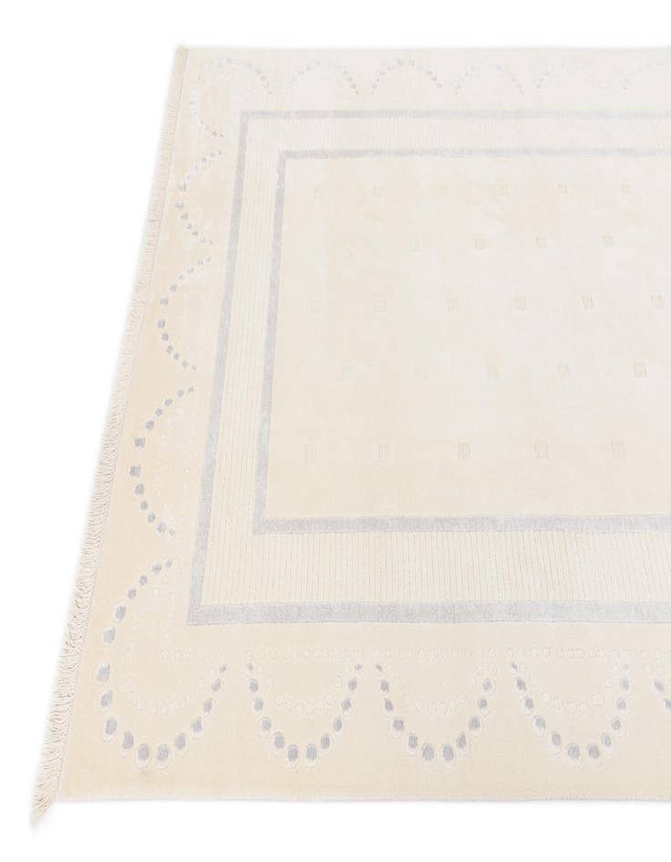Detail image of 5' 8 x 7' 10 Hand Knotted Darya Wool Rug