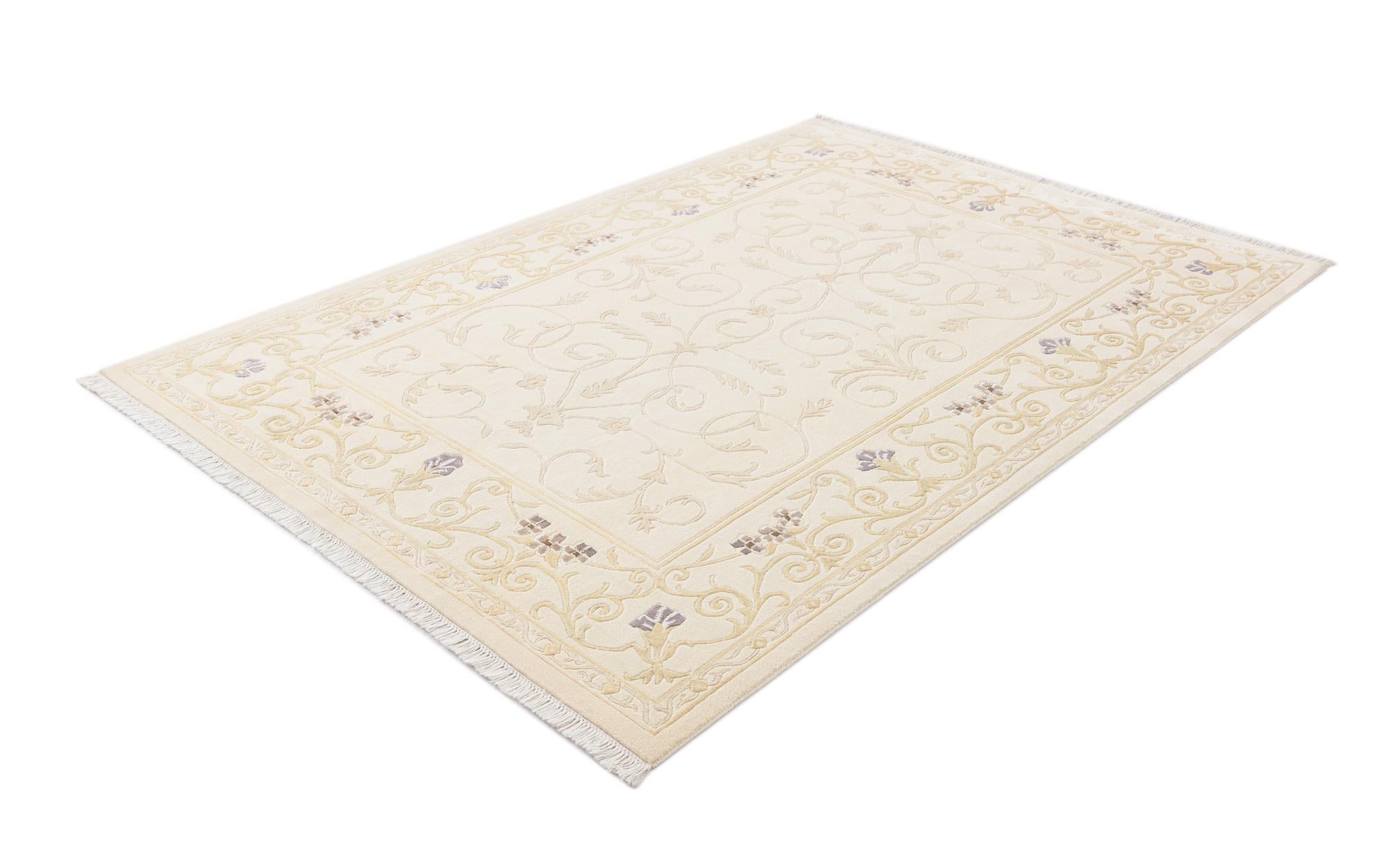 5' 7 x 7' 11 Hand Knotted Darya Wool Rug
