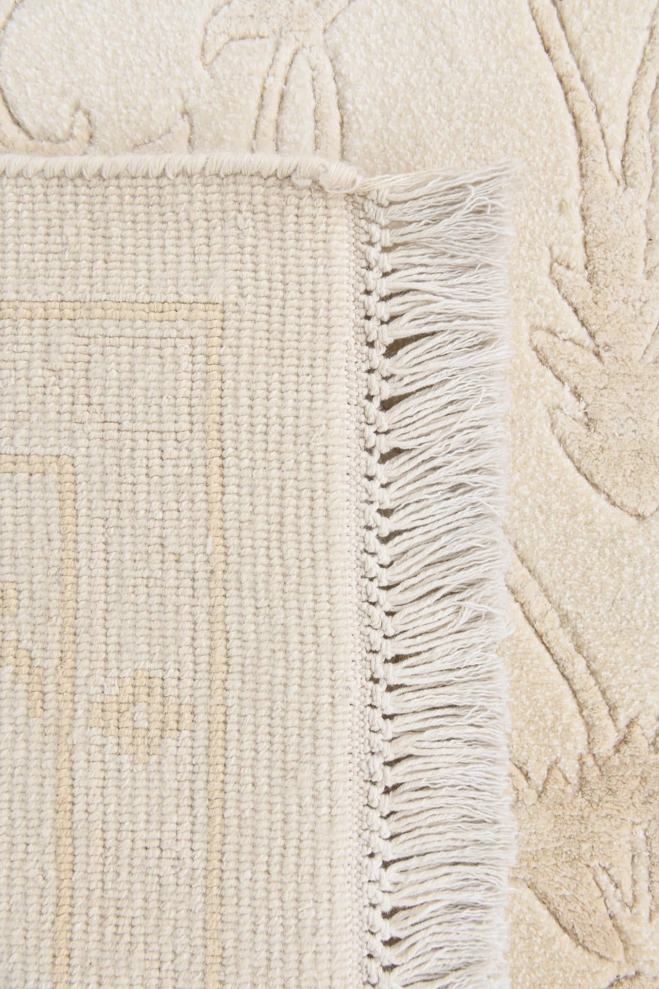 5' 7 x 7' 11 Hand Knotted Darya Wool Rug