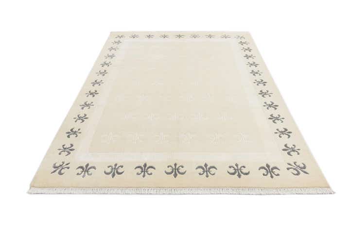 5' 5 x 8' Hand Knotted Darya Wool Rug