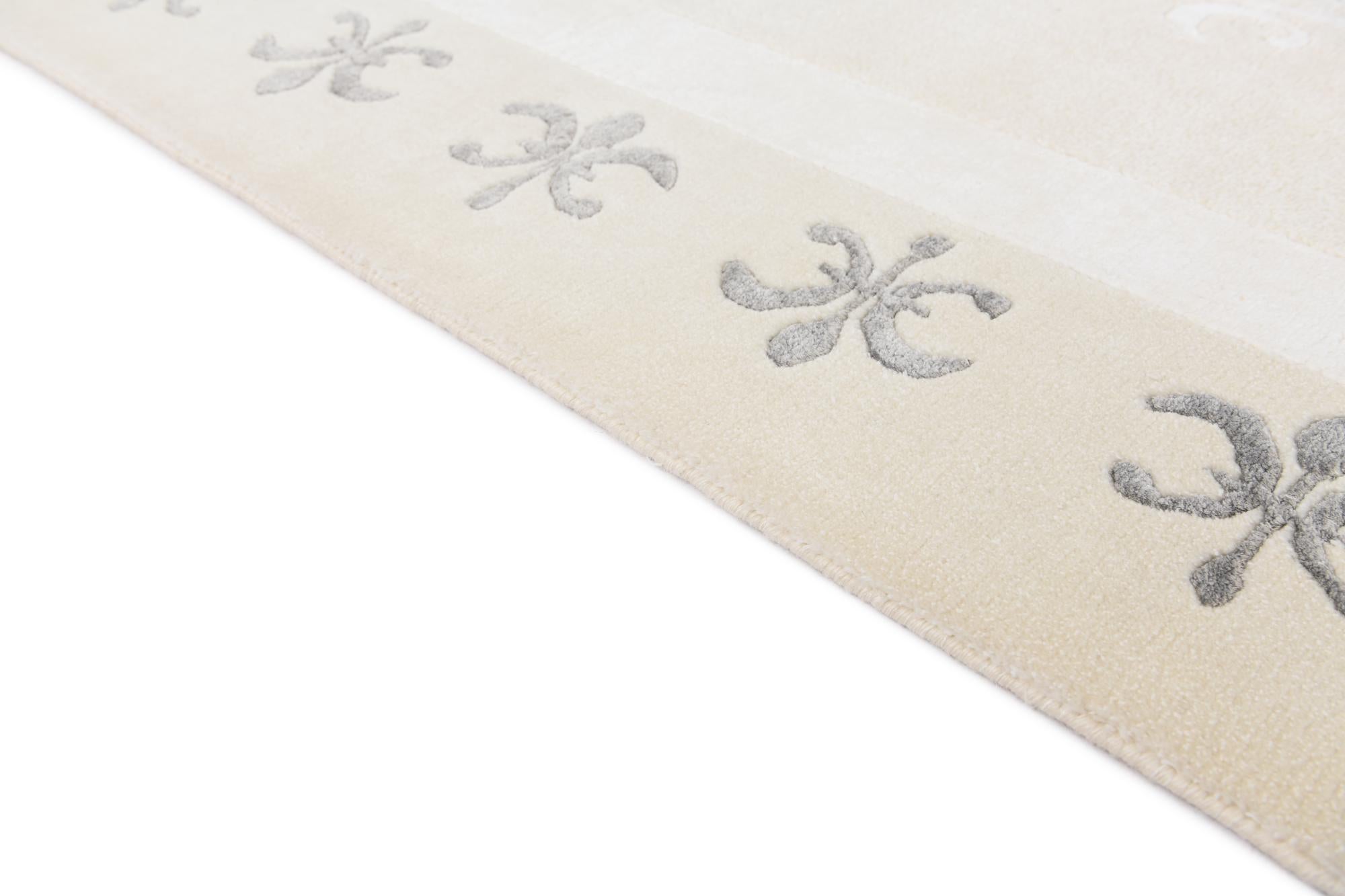 5' 5 x 8' Hand Knotted Darya Wool Rug