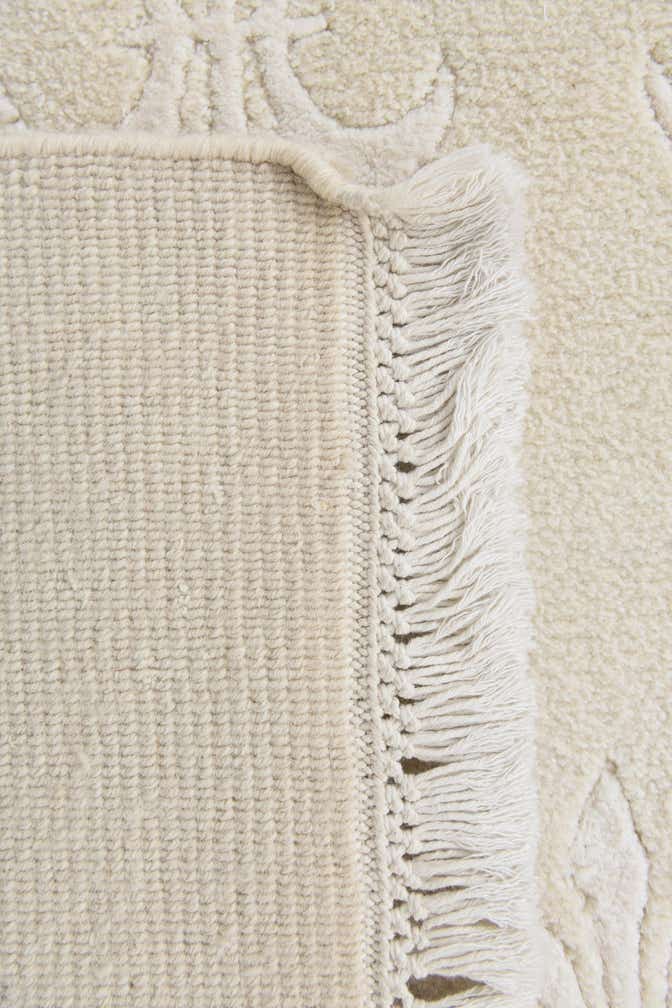 5' 5 x 8' Hand Knotted Darya Wool Rug