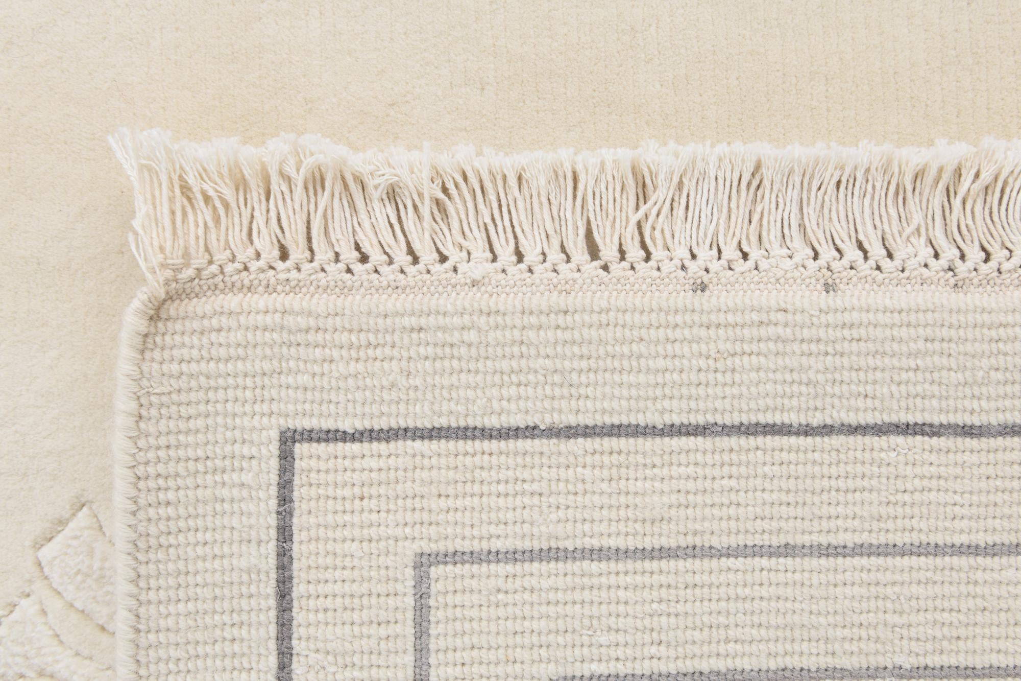 5' 7 x 7' 10 Hand Knotted Darya Wool Rug