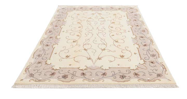 5' 7 x 8' Hand Knotted Darya Wool Rug