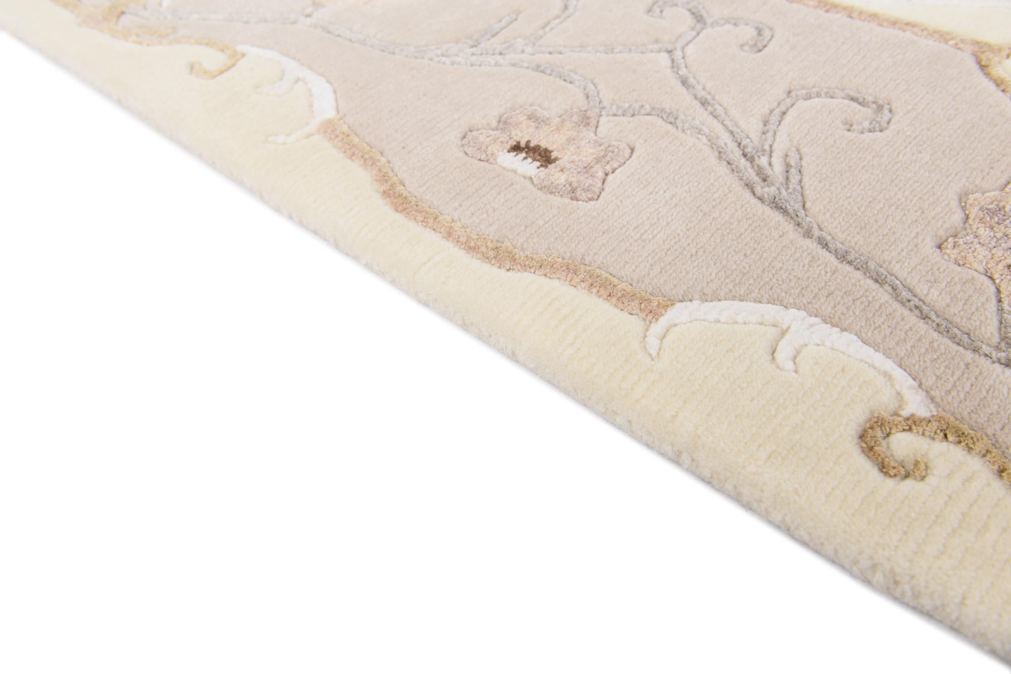 5' 7 x 8' Hand Knotted Darya Wool Rug