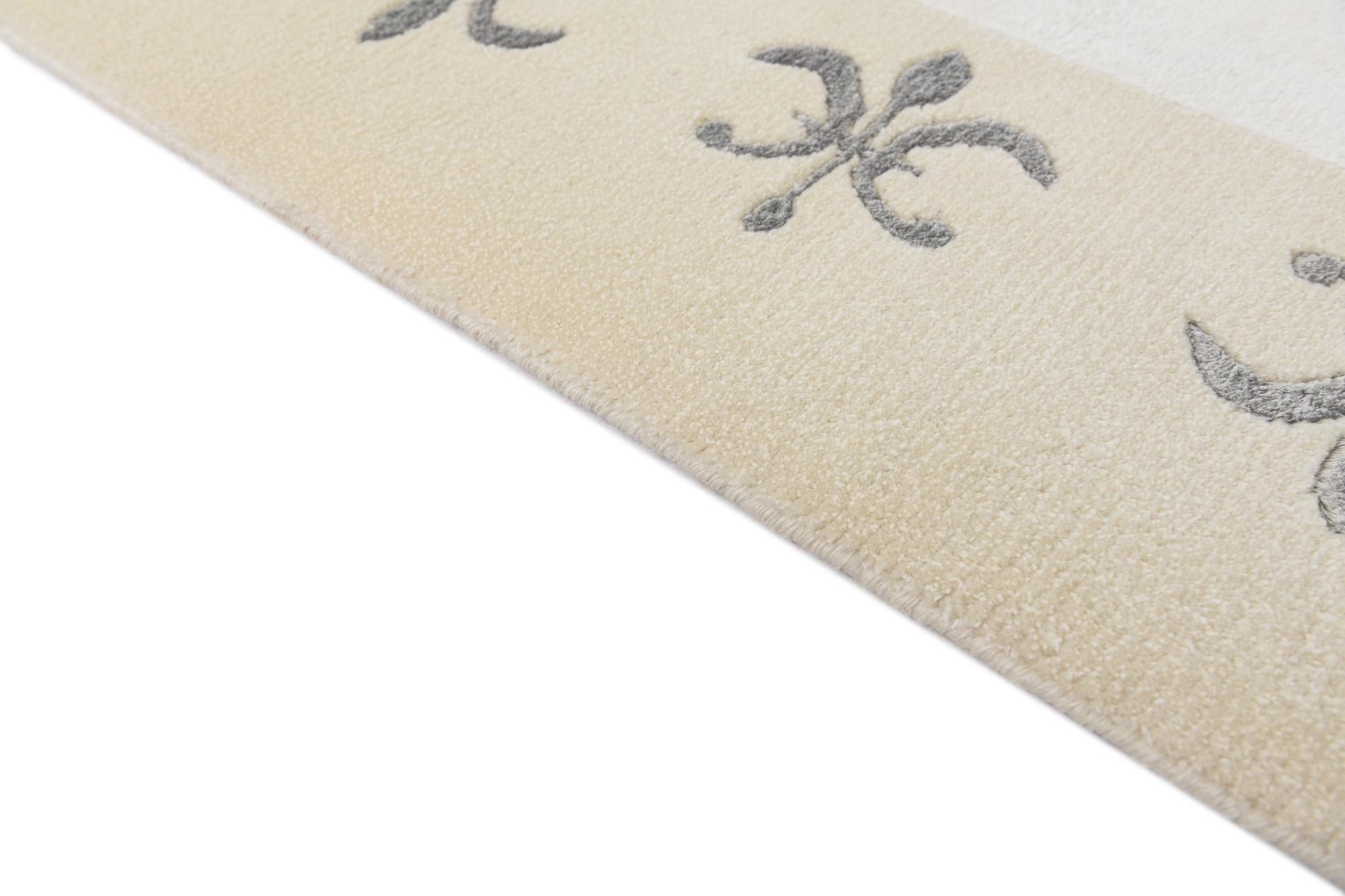 5' 7 x 7' 10 Hand Knotted Darya Wool Rug