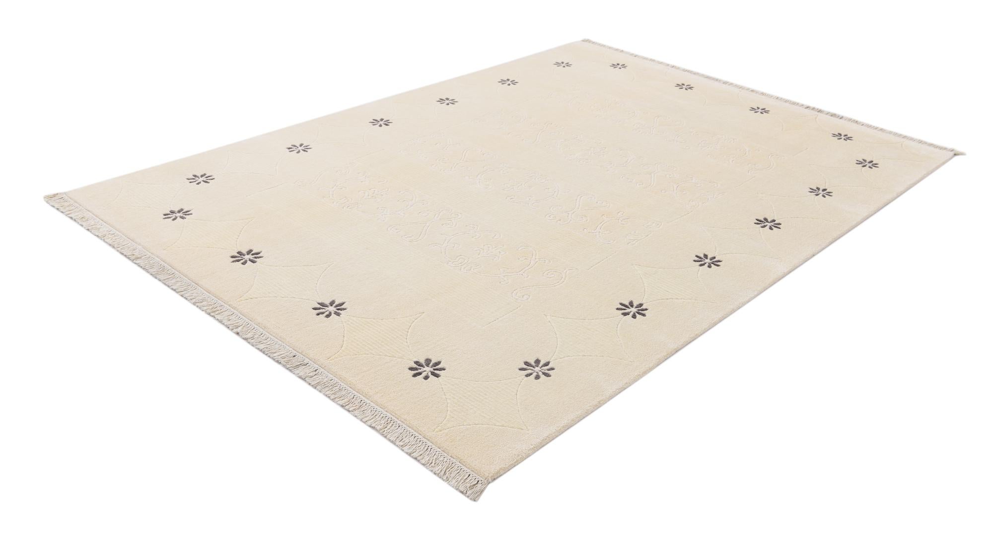 5' 8 x 8' 2 Hand Knotted Darya Wool Rug