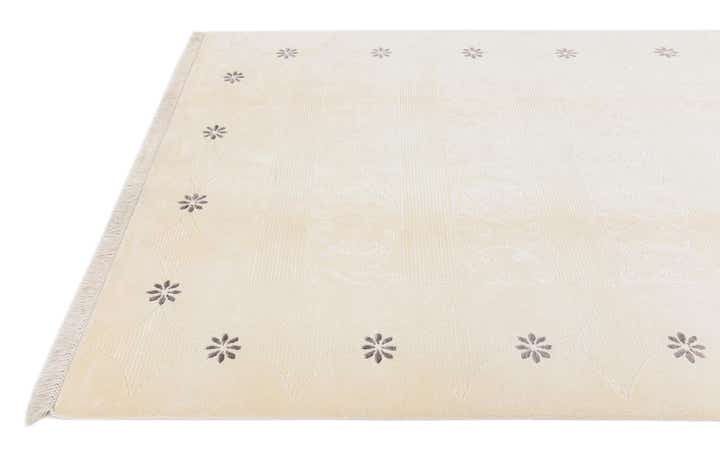 5' 8 x 8' 2 Hand Knotted Darya Wool Rug