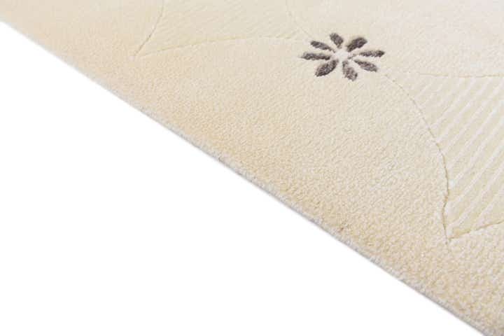 5' 8 x 8' 2 Hand Knotted Darya Wool Rug