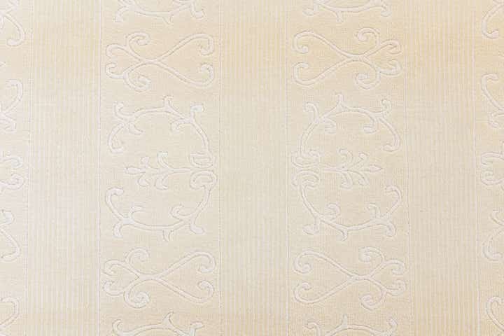 5' 8 x 8' 2 Hand Knotted Darya Wool Rug