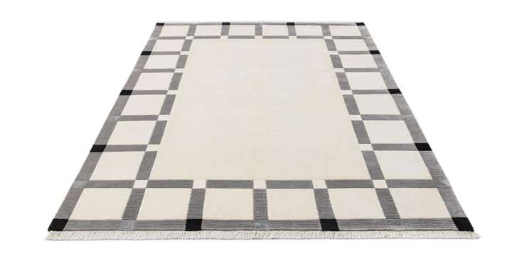 5' 7 x 7' 11 Hand Knotted Darya Wool Rug