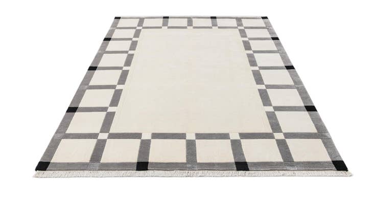 Detail image of 5' 7 x 7' 11 Hand Knotted Darya Wool Rug