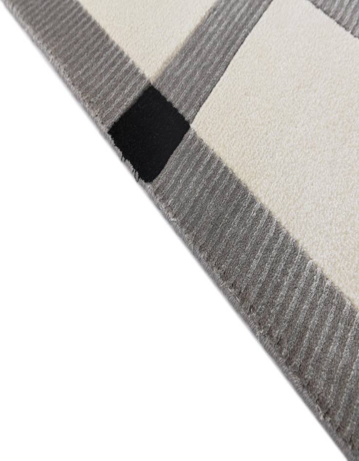 Detail image of 5' 7 x 7' 11  Hand Knotted Darya Wool Rug