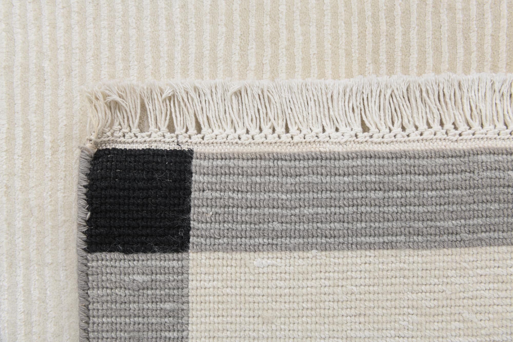 5' 7 x 7' 11 Hand Knotted Darya Wool Rug