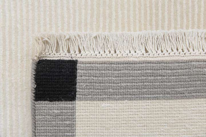 5' 7 x 7' 11 Hand Knotted Darya Wool Rug