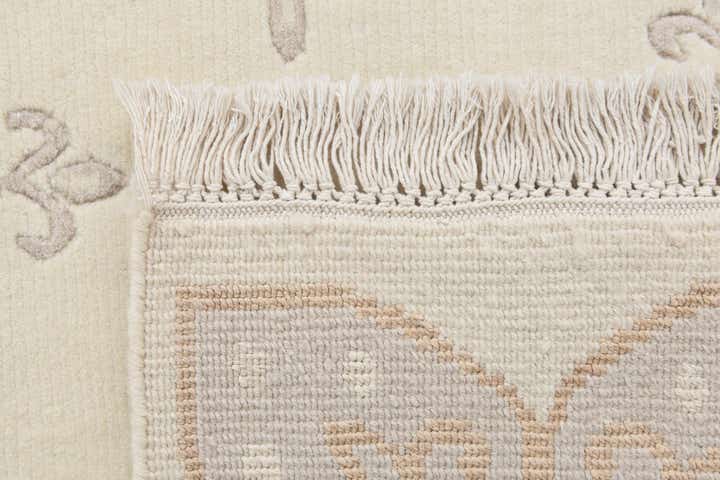 5' 7 x 8' 2 Hand Knotted Darya Wool Rug