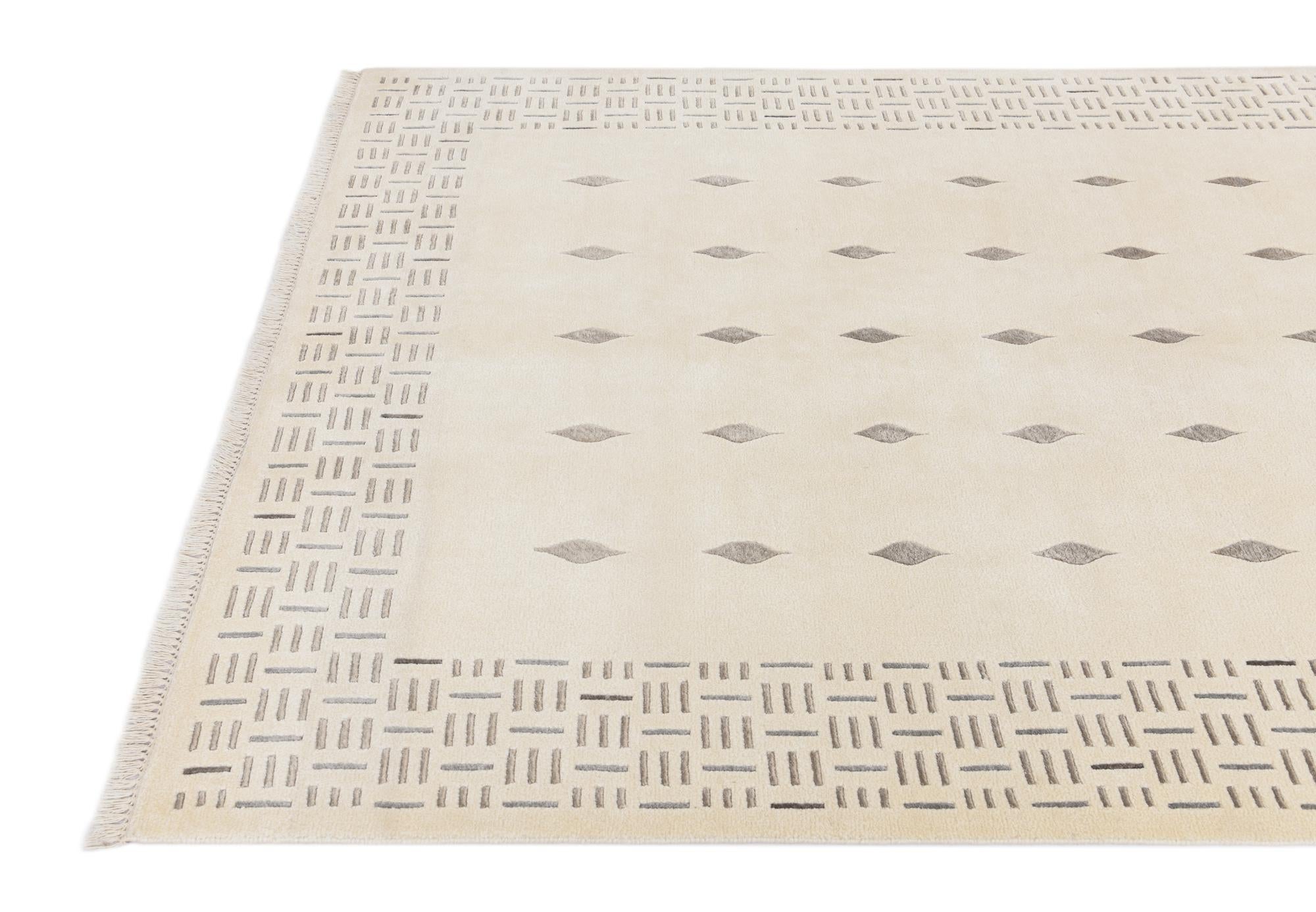 5' 6 x 8' Hand Knotted Darya Wool Rug