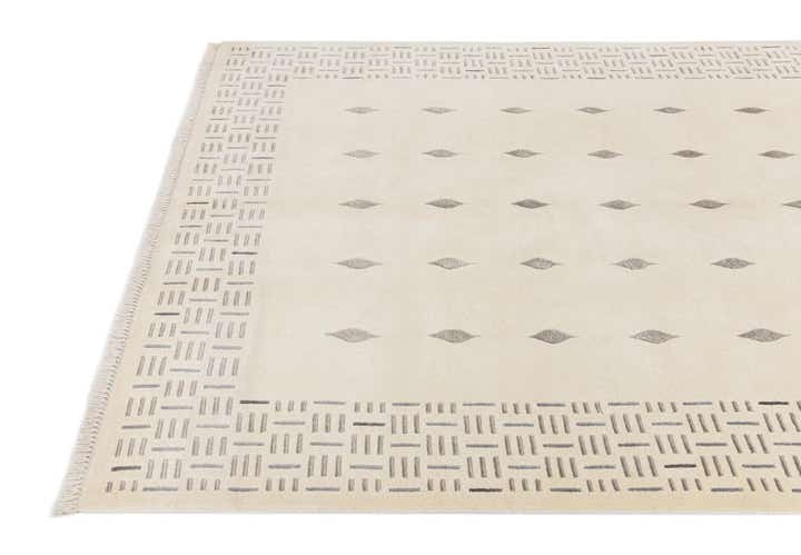 5' 6 x 8' Hand Knotted Darya Wool Rug