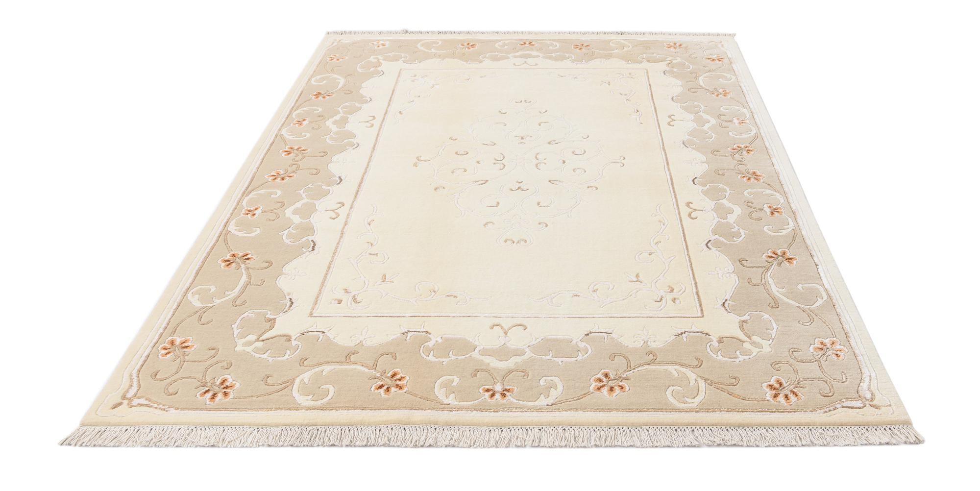 5' 7 x 7' 11 Darya Rug