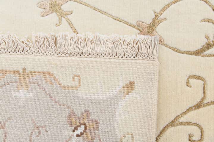 5' 8 x 7' 10 Darya Rug