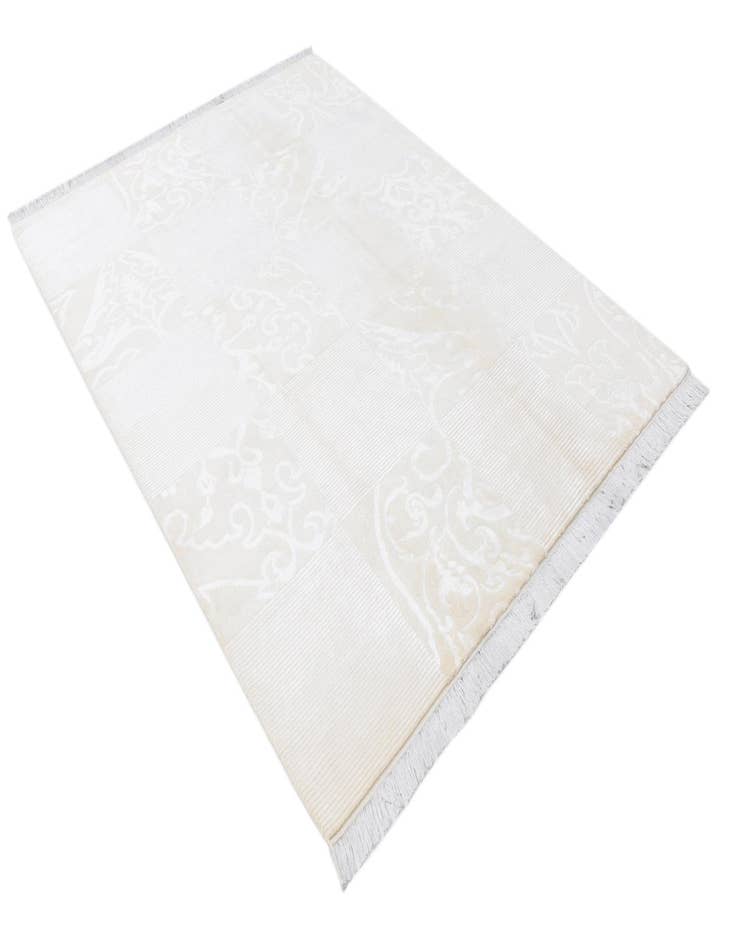 Detail image of 5' 10 x 8' Darya Rug