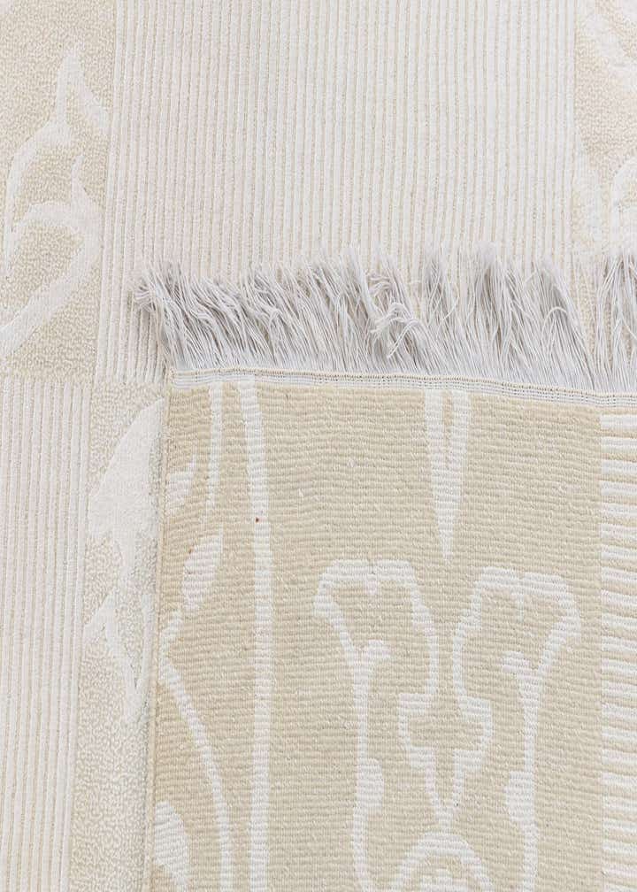 5' 10 x 8' Darya Rug
