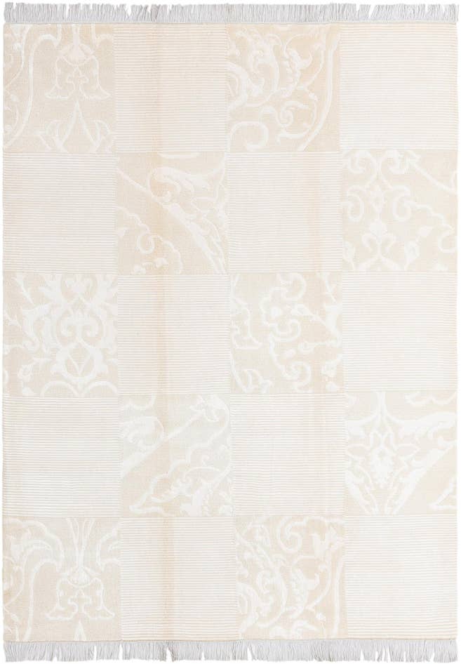 Detail image of 5' 10 x 8' Darya Rug