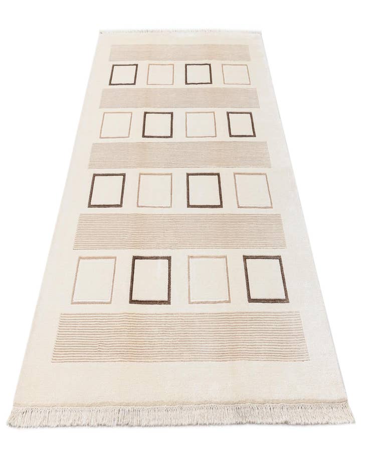 Detail image of 5' 10 x 8' Darya Rug