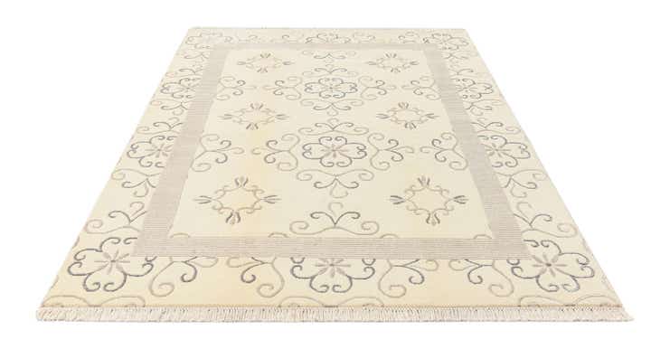 5' 6 x 7' 10 Darya Rug